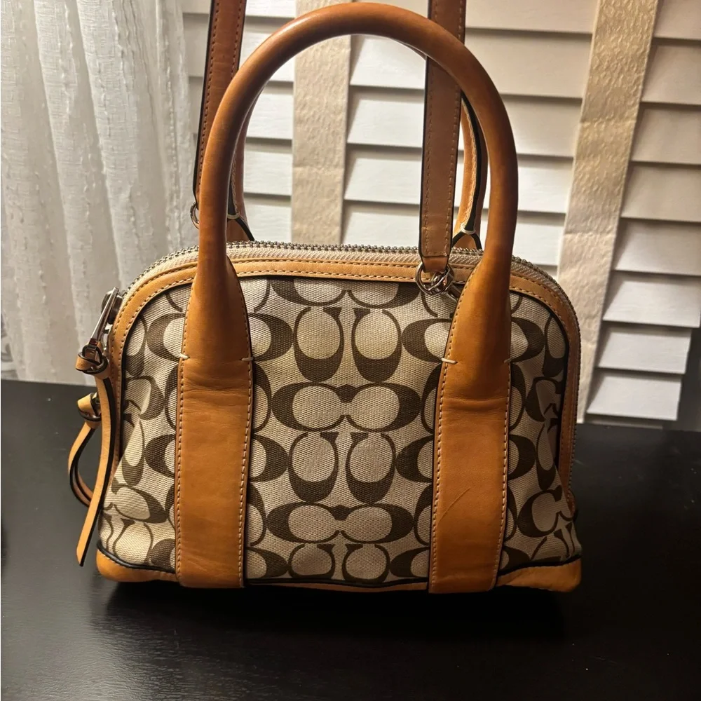 Coach Brown and Tan Signature Satchel - Picture 4 of 14